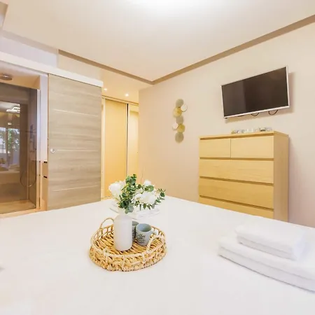 Apartamento Beautiful Near Parc De La *