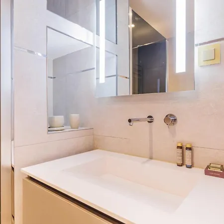 Apartamento Beautiful Near Parc De La *